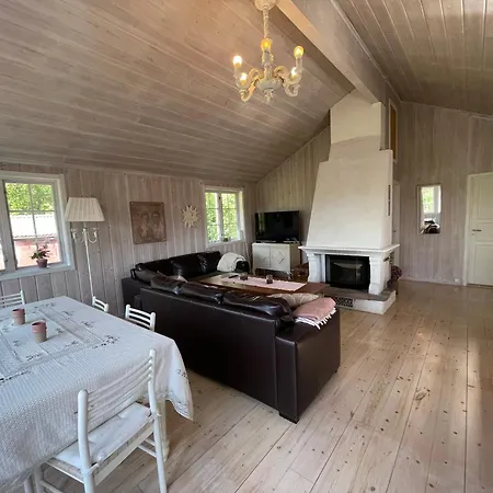 Fjellbo By Norgesbooking - Secluded In * هُتّين